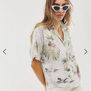 ASOS Short Sleeve Hawaiian Print in Satin- Size 8